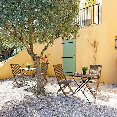 Studio Au Calme, Avec Terrasse Et Parking A Eze Village מראה חיצוני תמונה