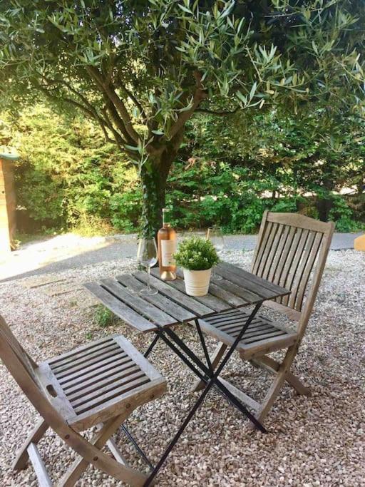 Studio Au Calme, Avec Terrasse Et Parking A Eze Village מראה חיצוני תמונה
