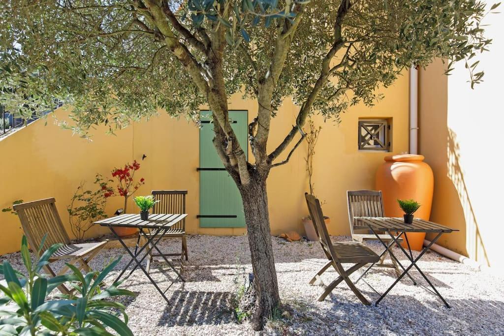 Studio Au Calme, Avec Terrasse Et Parking A Eze Village מראה חיצוני תמונה